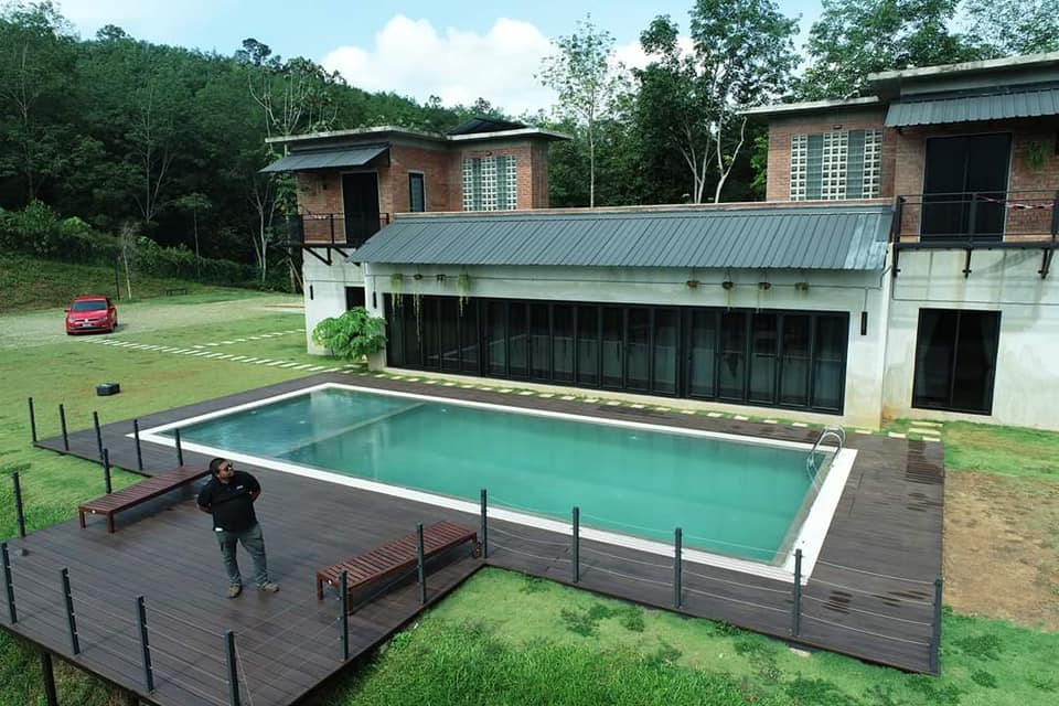 Villa Rening Dengan Pemandangan Banjaran Titiwangsa Ini Boleh Memuatkan 20 Orang !